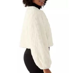 NWT New Perceptions Ivory Soft Faux Fur Textured Shrug Jacket XL